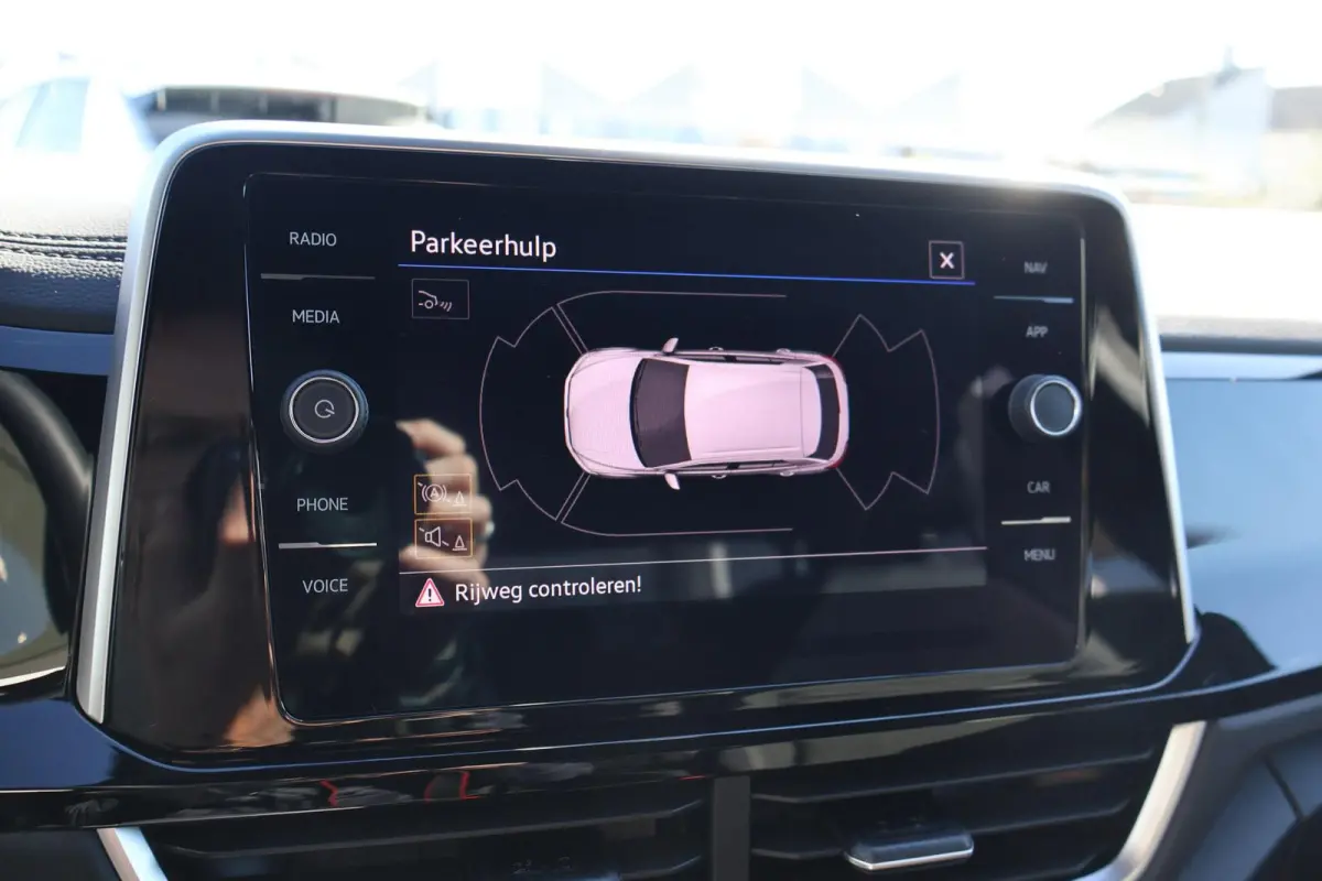 1.5 TSI 150pk DSG R-Line | Trekhaak | Camera | Adaptive Cruise | PDC | Apple Carplay | Stoelverwarming