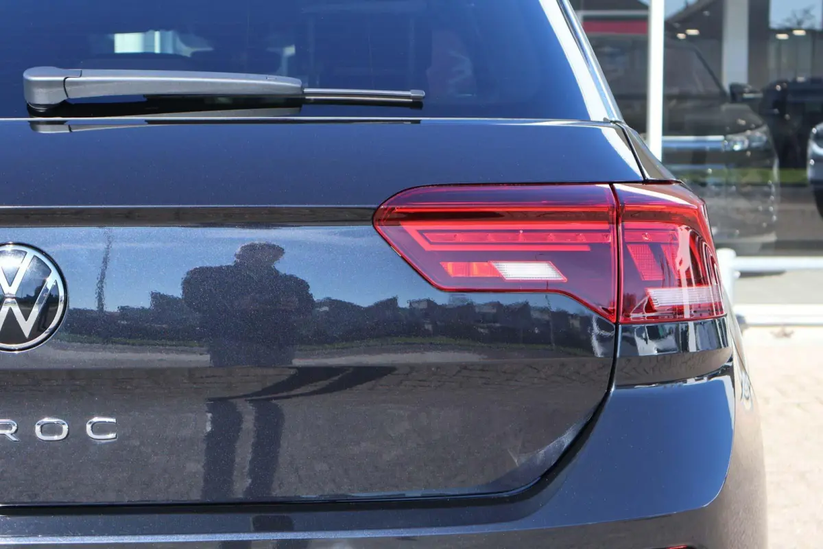 1.5 TSI 150pk DSG R-Line | Trekhaak | Camera | Adaptive Cruise | PDC | Apple Carplay | Stoelverwarming