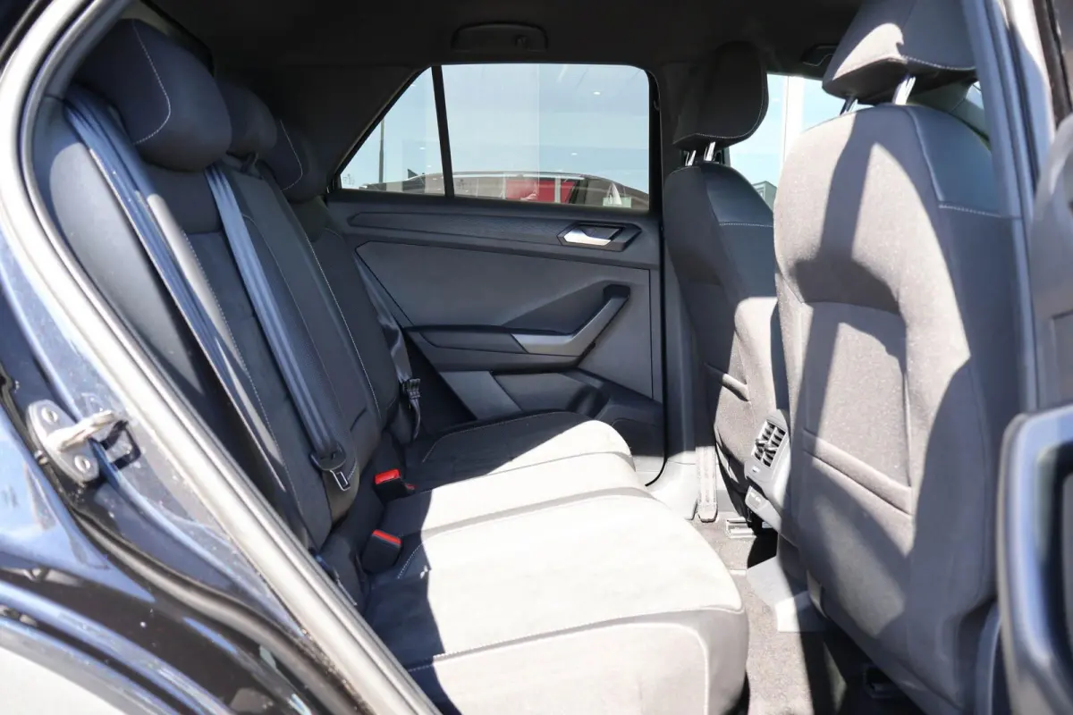 1.5 TSI 150pk DSG R-Line | Trekhaak | Camera | Adaptive Cruise | PDC | Apple Carplay | Stoelverwarming