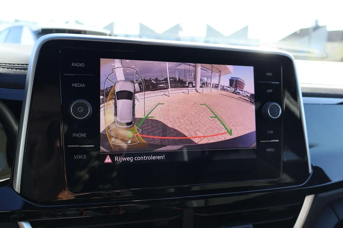 1.5 TSI 150pk DSG R-Line | Trekhaak | Camera | Adaptive Cruise | PDC | Apple Carplay | Stoelverwarming