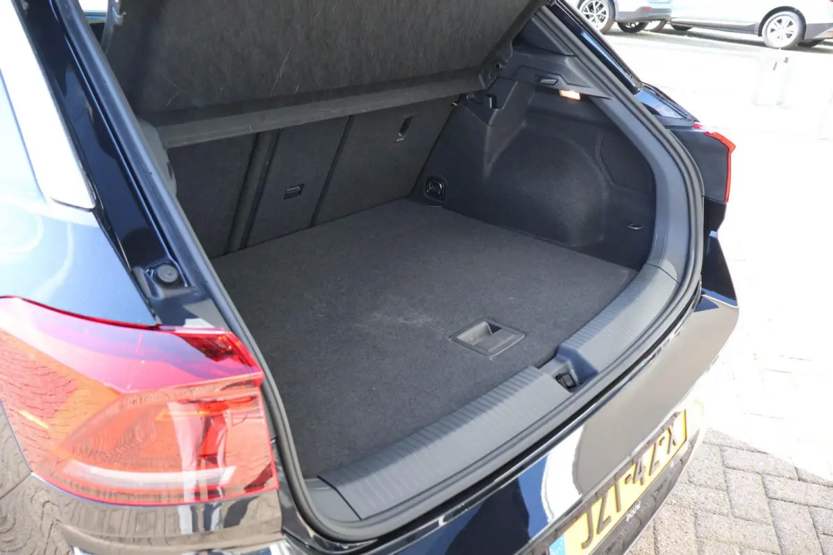 1.5 TSI 150pk DSG R-Line | Trekhaak | Camera | Adaptive Cruise | PDC | Apple Carplay | Stoelverwarming