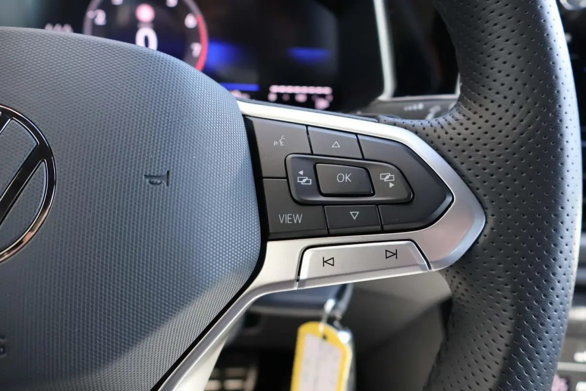 1.5 TSI 150pk DSG R-Line | Trekhaak | Camera | Adaptive Cruise | PDC | Apple Carplay | Stoelverwarming