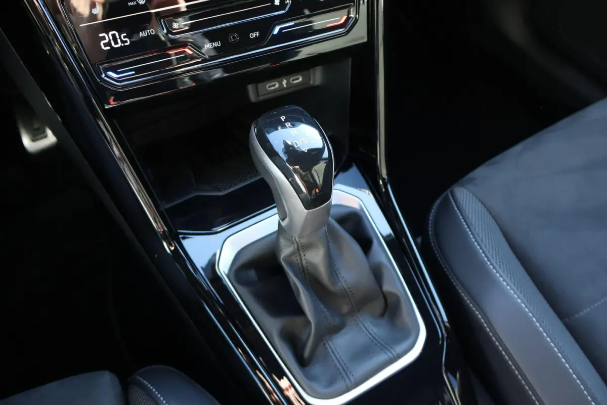 1.5 TSI 150pk DSG R-Line | Trekhaak | Camera | Adaptive Cruise | PDC | Apple Carplay | Stoelverwarming