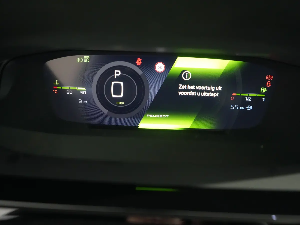 GT | Driver Sport Pack | Elektrische parkeerrem | Extra getinte achterste zijruiten en achterruit