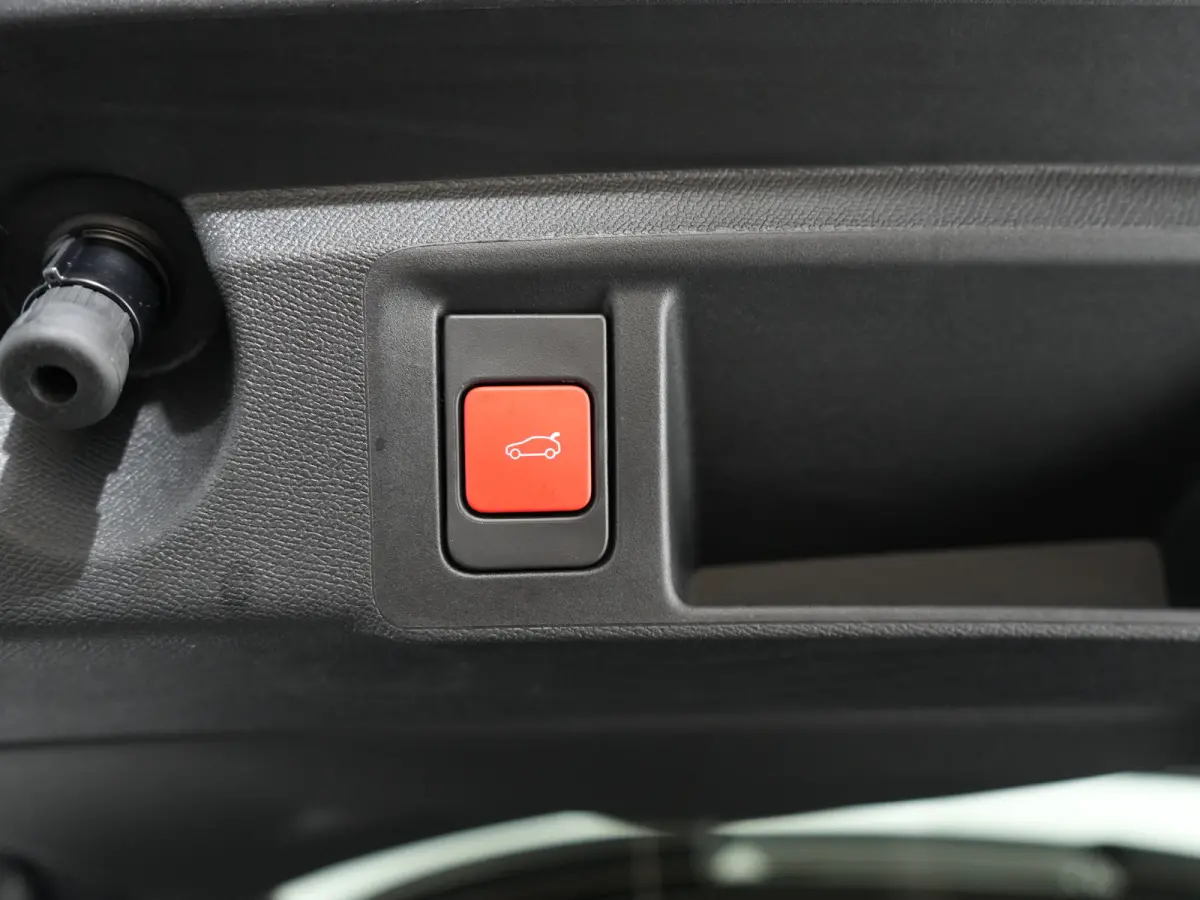 GT | Driver Sport Pack | Elektrische parkeerrem | Extra getinte achterste zijruiten en achterruit