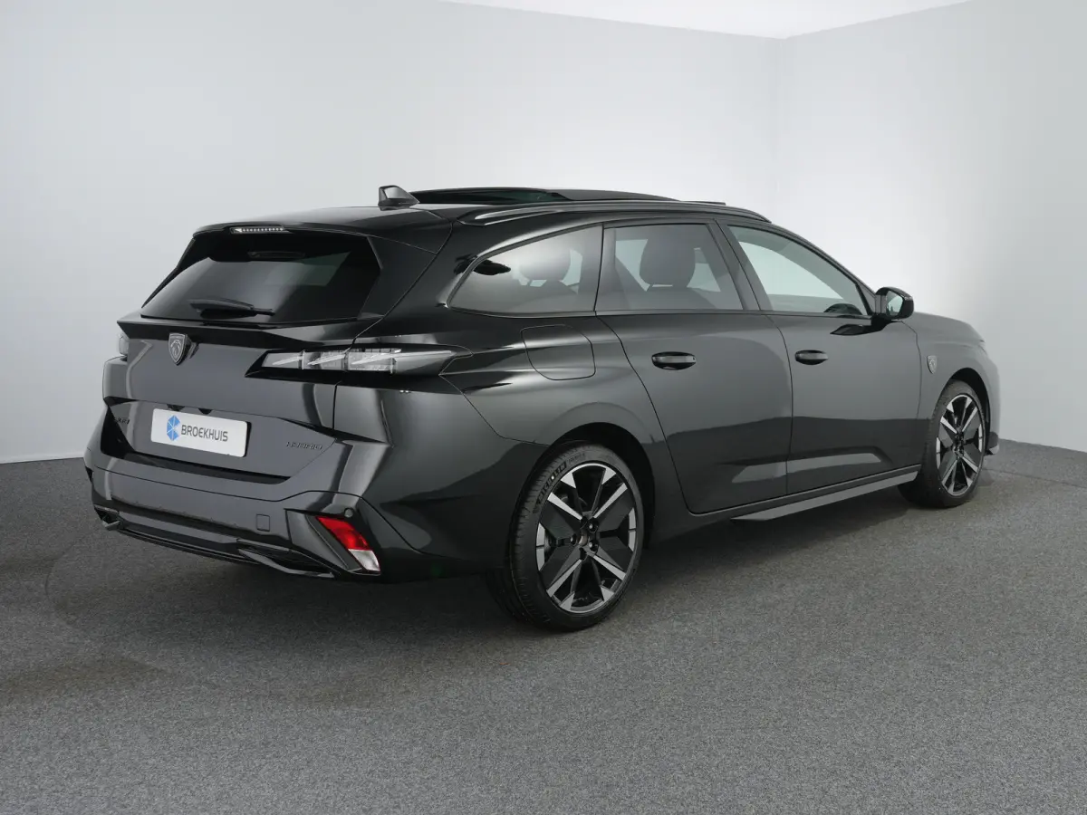 GT | Driver Sport Pack | Elektrische parkeerrem | Extra getinte achterste zijruiten en achterruit
