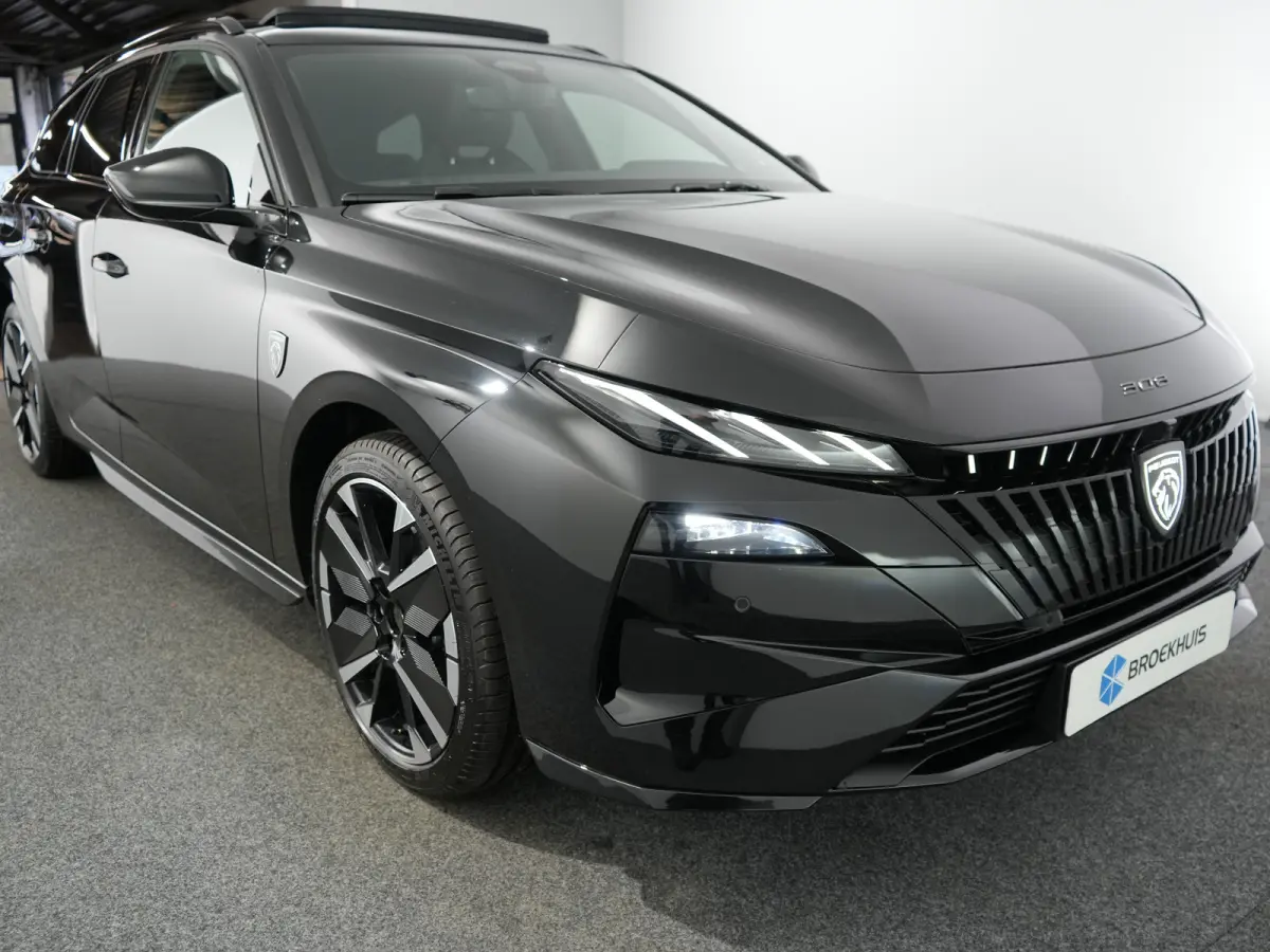 GT | Driver Sport Pack | Elektrische parkeerrem | Extra getinte achterste zijruiten en achterruit