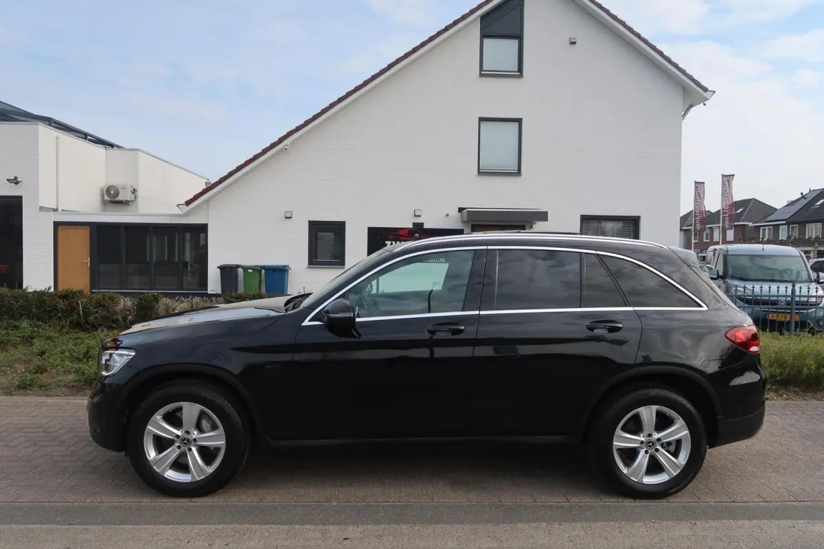 4MATIC BTW|PANORAMADAK|TREKHAAK|360CAMERA'S|CARPLAY|DEALER ONDERHOUDEN