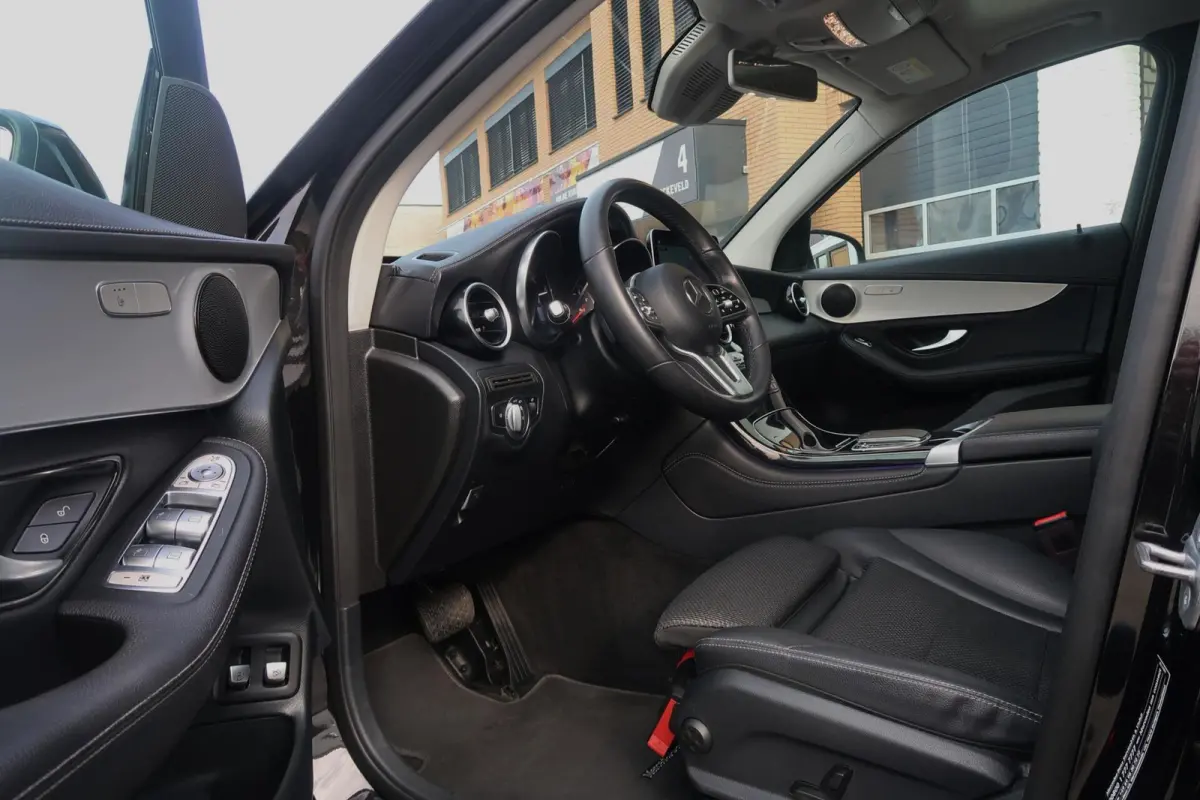 4MATIC BTW|PANORAMADAK|TREKHAAK|360CAMERA'S|CARPLAY|DEALER ONDERHOUDEN