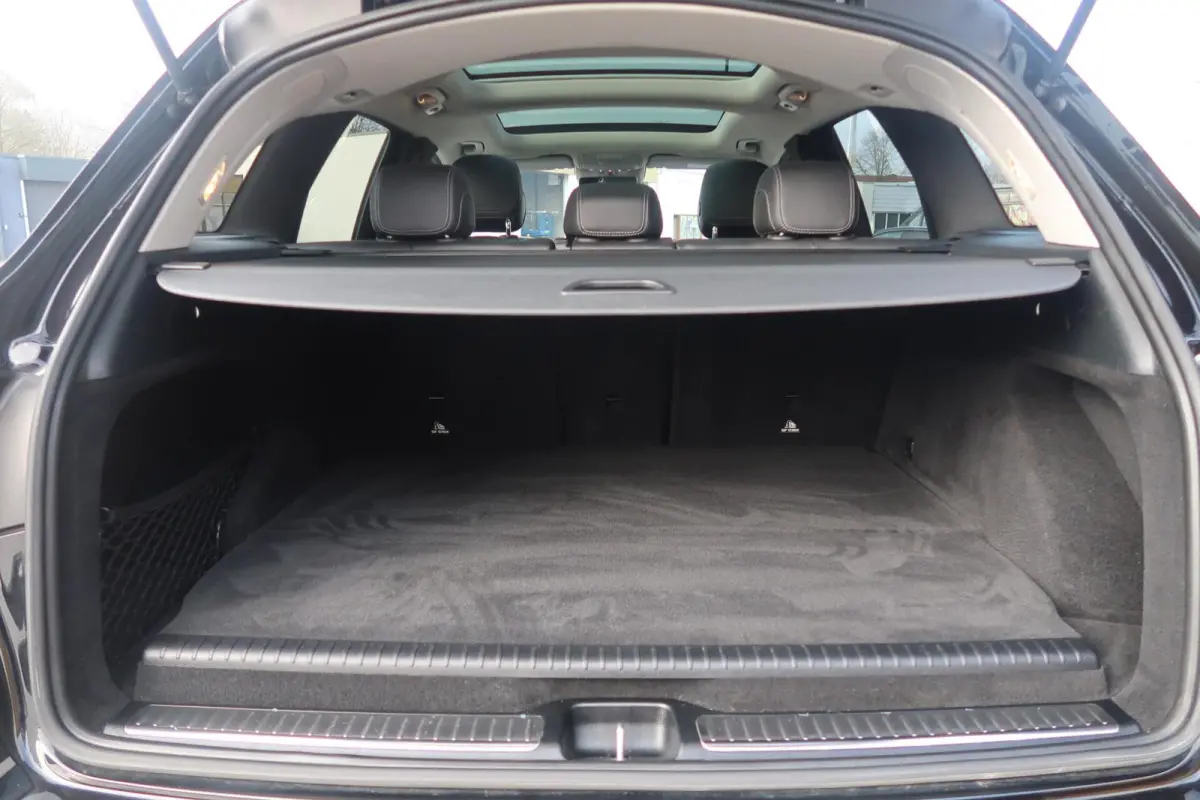 4MATIC BTW|PANORAMADAK|TREKHAAK|360CAMERA'S|CARPLAY|DEALER ONDERHOUDEN