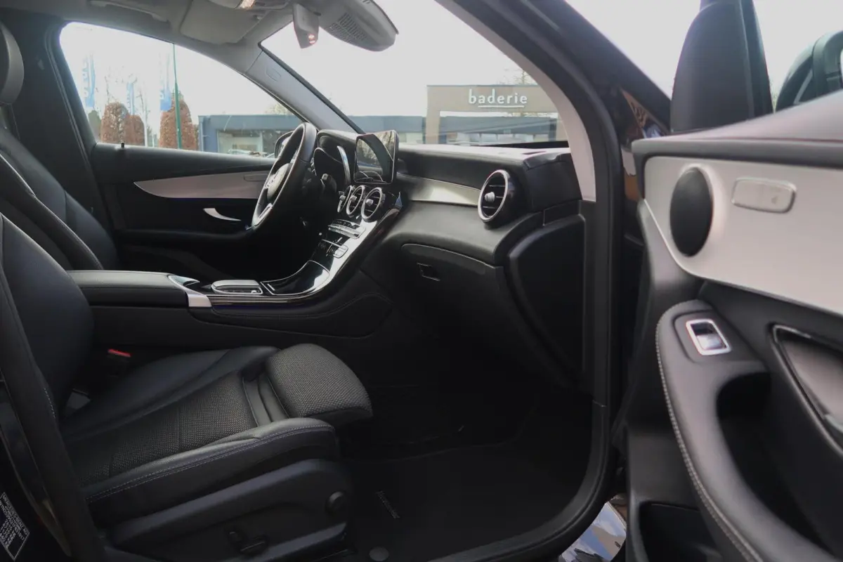 4MATIC BTW|PANORAMADAK|TREKHAAK|360CAMERA'S|CARPLAY|DEALER ONDERHOUDEN
