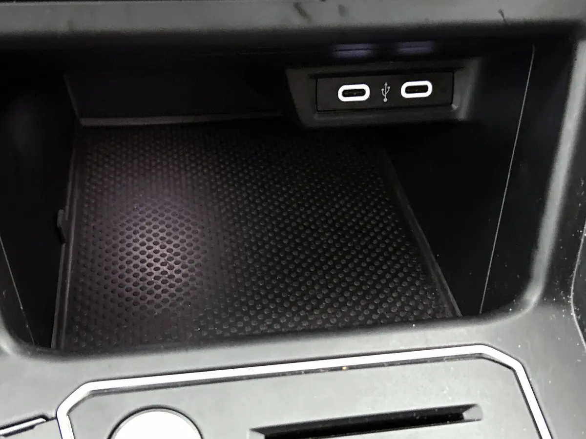 2.0 TSI GTI( Goed OnderH, Navi, PDC V+A, StoelV, App-Connect, Cruise Con, Etc)
