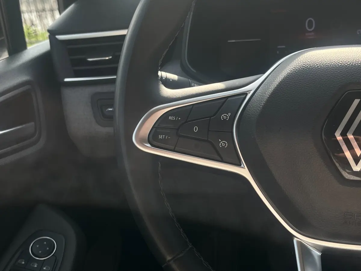 1.0 TCe 90 GPF evolution | Carplay | NAVI|