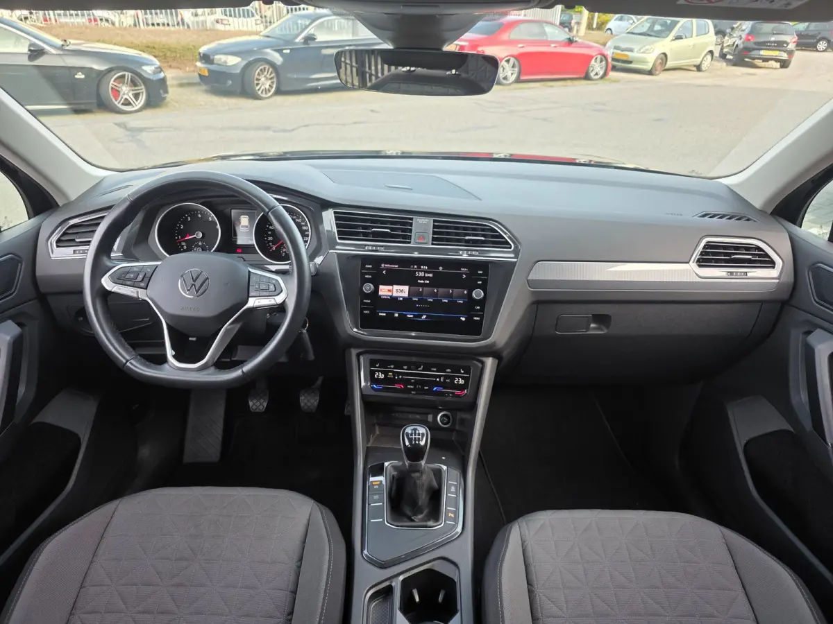 1.5 TSI Life Business | Met o.a. AppleCarPlay/AndroidAuto, achteruitrijcamera, navigatie en stoelverwarming!