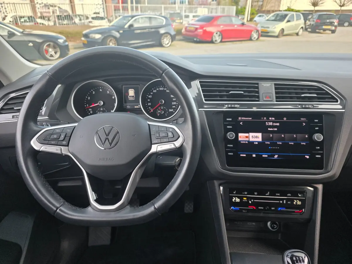 1.5 TSI Life Business | Met o.a. AppleCarPlay/AndroidAuto, achteruitrijcamera, navigatie en stoelverwarming!