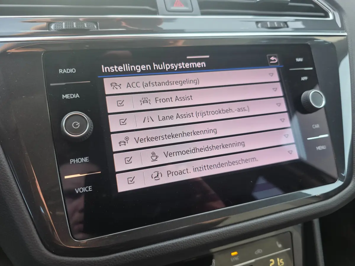 1.5 TSI Life Business | Met o.a. AppleCarPlay/AndroidAuto, achteruitrijcamera, navigatie en stoelverwarming!