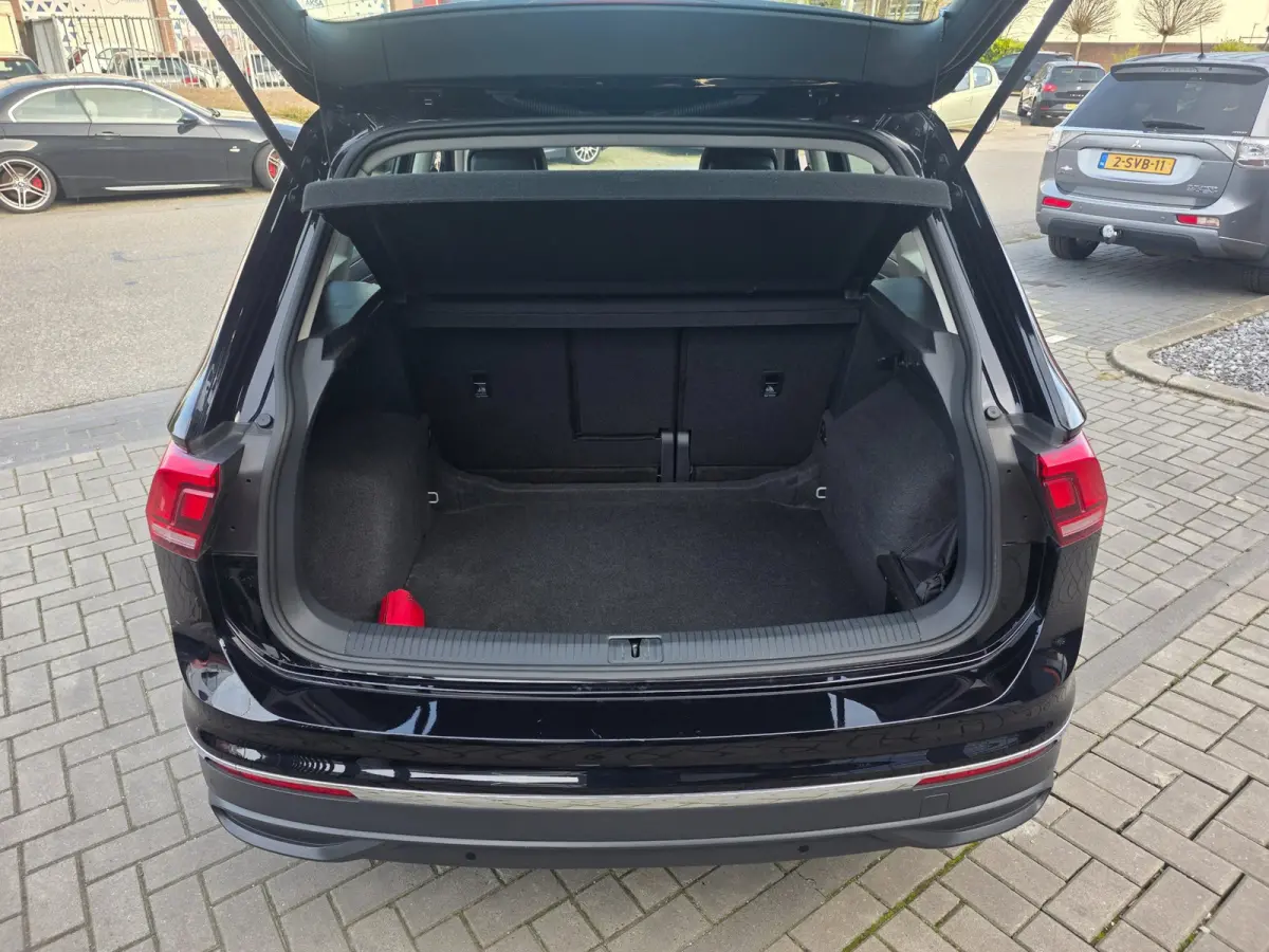 1.5 TSI Life Business | Met o.a. AppleCarPlay/AndroidAuto, achteruitrijcamera, navigatie en stoelverwarming!