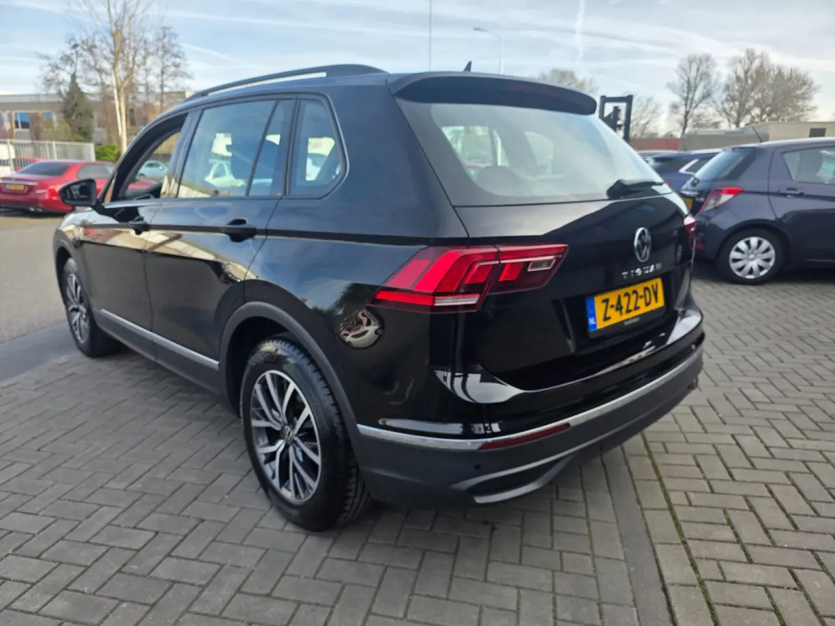 1.5 TSI Life Business | Met o.a. AppleCarPlay/AndroidAuto, achteruitrijcamera, navigatie en stoelverwarming!