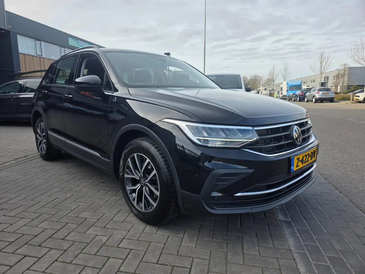 1.5 TSI Life Business | Met o.a. AppleCarPlay/AndroidAuto, achteruitrijcamera, navigatie en stoelverwarming!