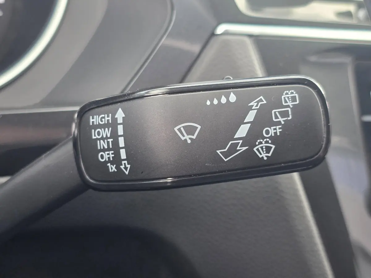 1.5 TSI Life Business | Met o.a. AppleCarPlay/AndroidAuto, achteruitrijcamera, navigatie en stoelverwarming!