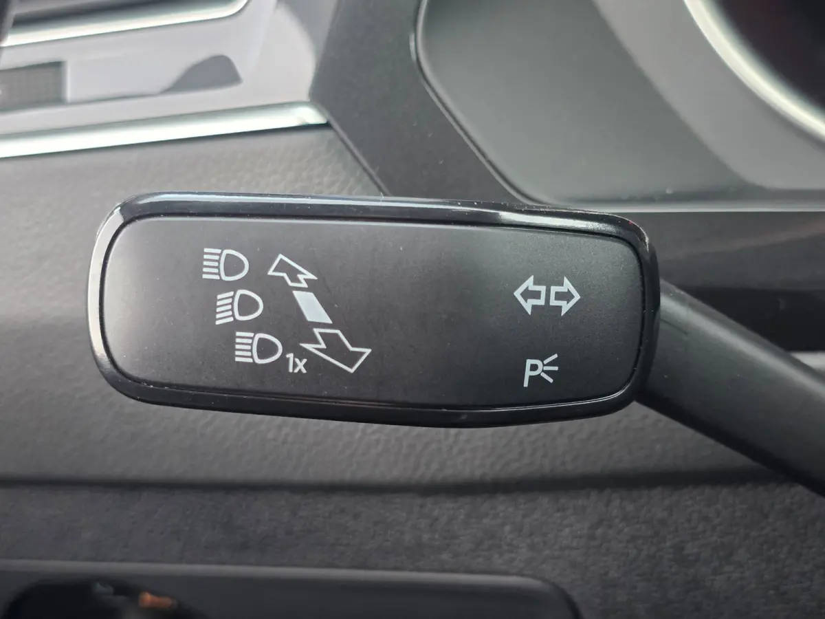 1.5 TSI Life Business | Met o.a. AppleCarPlay/AndroidAuto, achteruitrijcamera, navigatie en stoelverwarming!