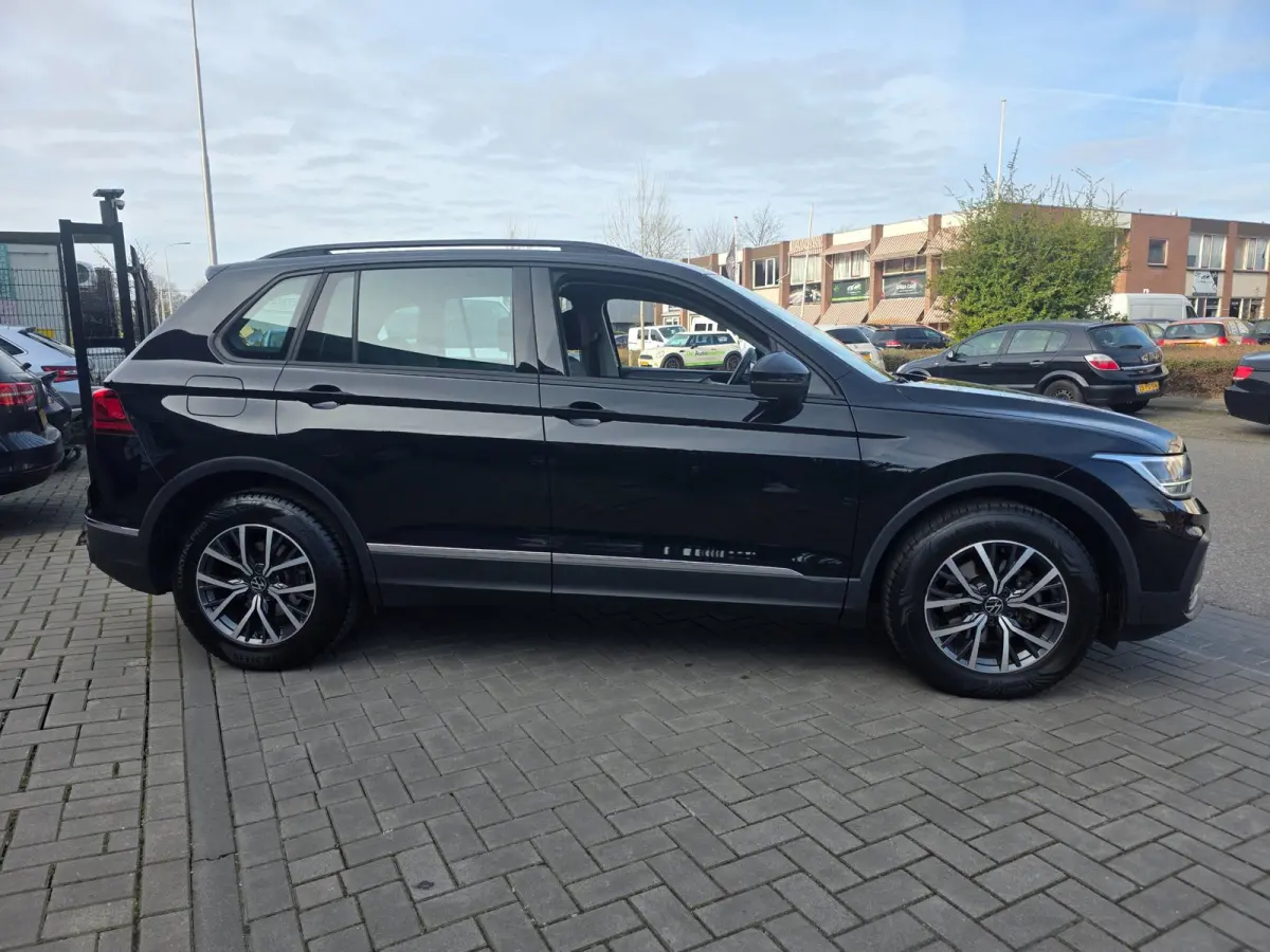 1.5 TSI Life Business | Met o.a. AppleCarPlay/AndroidAuto, achteruitrijcamera, navigatie en stoelverwarming!