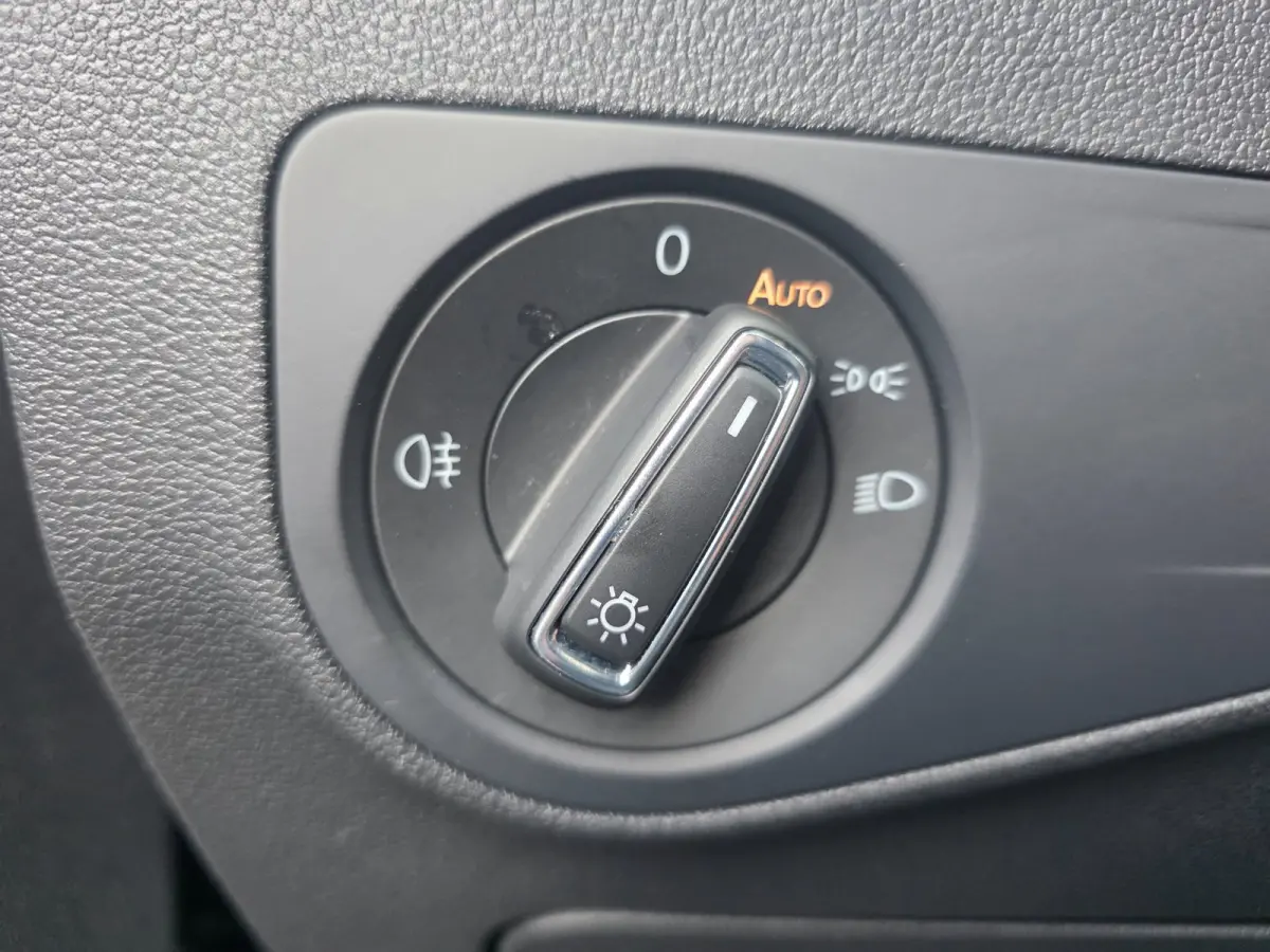 1.5 TSI Life Business | Met o.a. AppleCarPlay/AndroidAuto, achteruitrijcamera, navigatie en stoelverwarming!