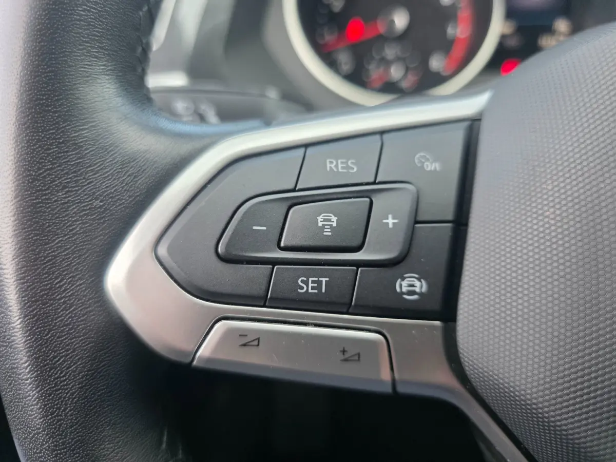 1.5 TSI Life Business | Met o.a. AppleCarPlay/AndroidAuto, achteruitrijcamera, navigatie en stoelverwarming!