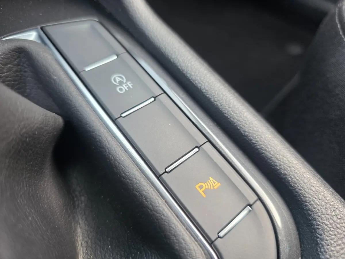 1.5 TSI Life Business | Met o.a. AppleCarPlay/AndroidAuto, achteruitrijcamera, navigatie en stoelverwarming!