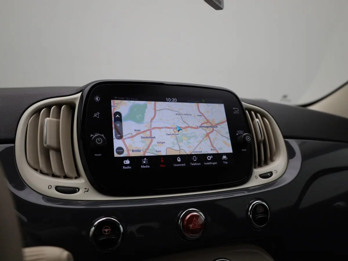 1.0 Hybrid Lounge | Cruise Control | Radio | Navigatie | Bluetooth |