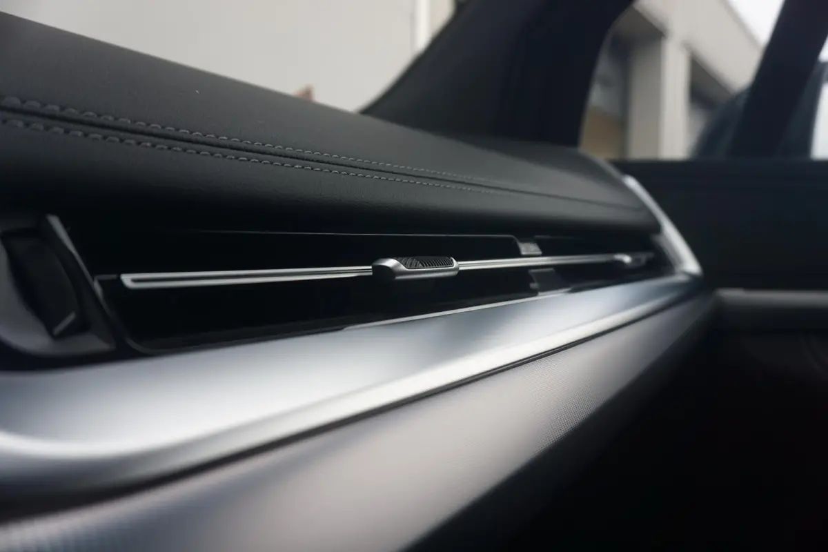 218i M Sport | Trekhaak / Panoramadak / Driving Assistant / Comfort Access / Stoel & Stuurwielverwarming