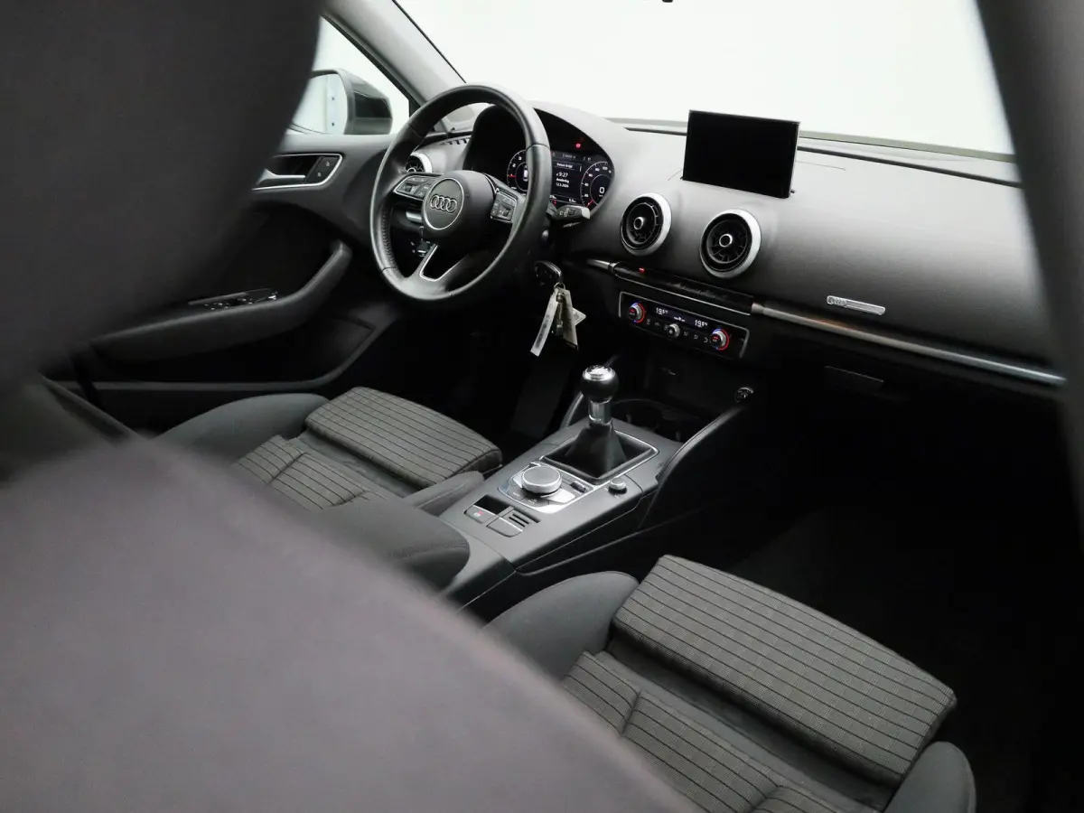 30 TFSI Advance | Navigatie | Airco | Virtual Cockpit | Lichtmetalen Velgen |