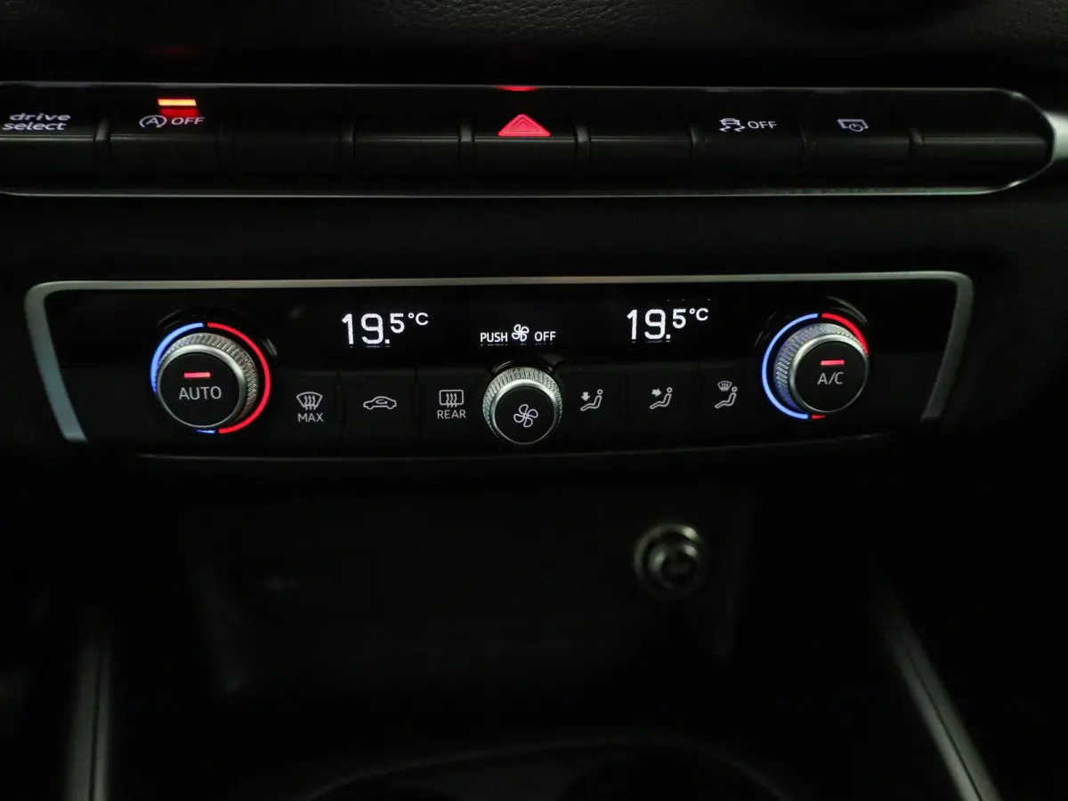 30 TFSI Advance | Navigatie | Airco | Virtual Cockpit | Lichtmetalen Velgen |