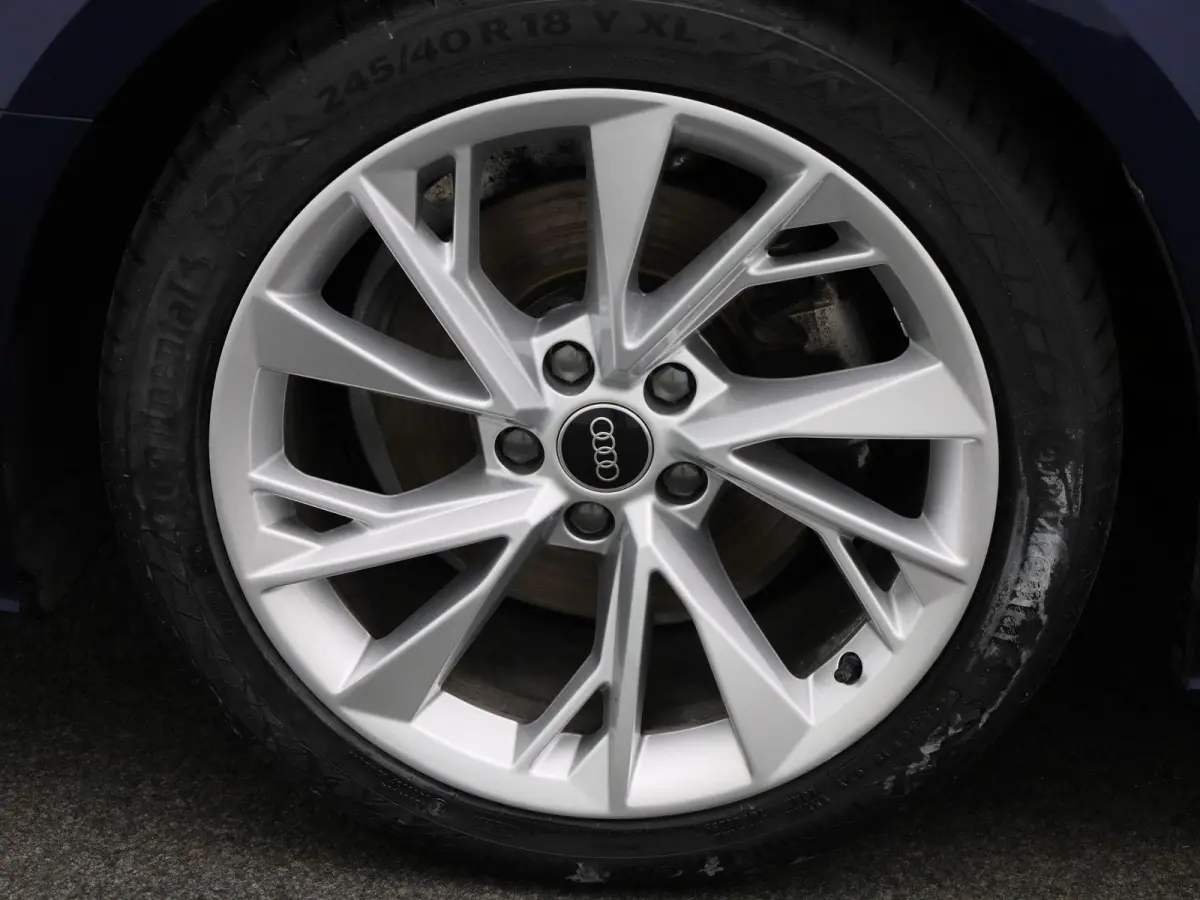 30 TDI S tronic Bus Ed Advanced | Schuif/Kanteldak | Lederen Bekleding | Camera | Stoelverwarming | LED Koplampen | Automatische Kofferklep |