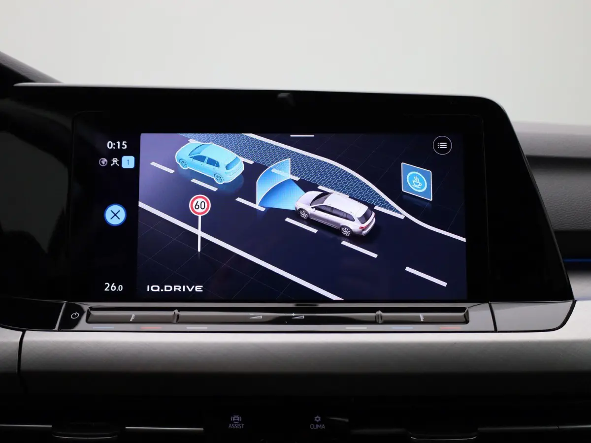 2.0 TDI Life | NAVIGATIE | CAMERA | LED | CRUISE