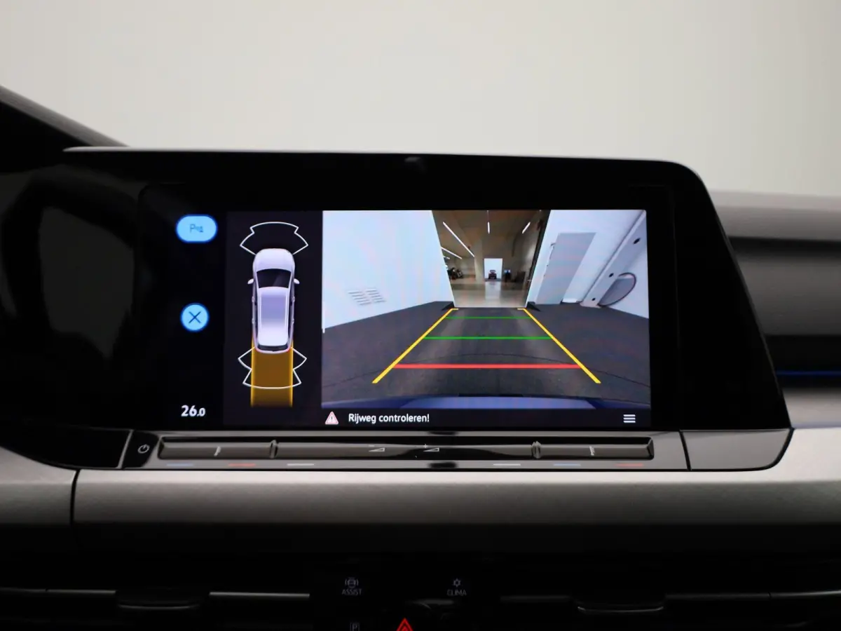 2.0 TDI Life | NAVIGATIE | CAMERA | LED | CRUISE