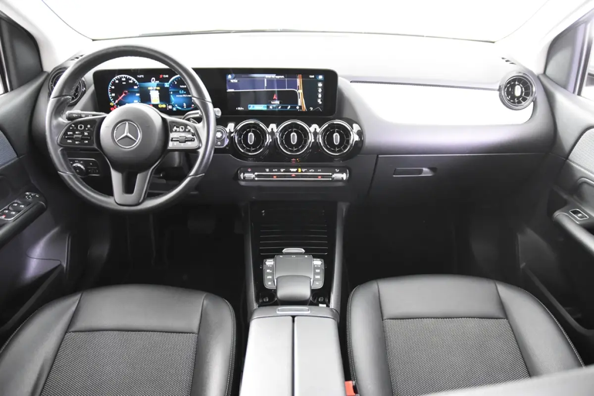 180 Automaat *1ste Eigenaar*Leer*Navigatie*Stoelverwarming*