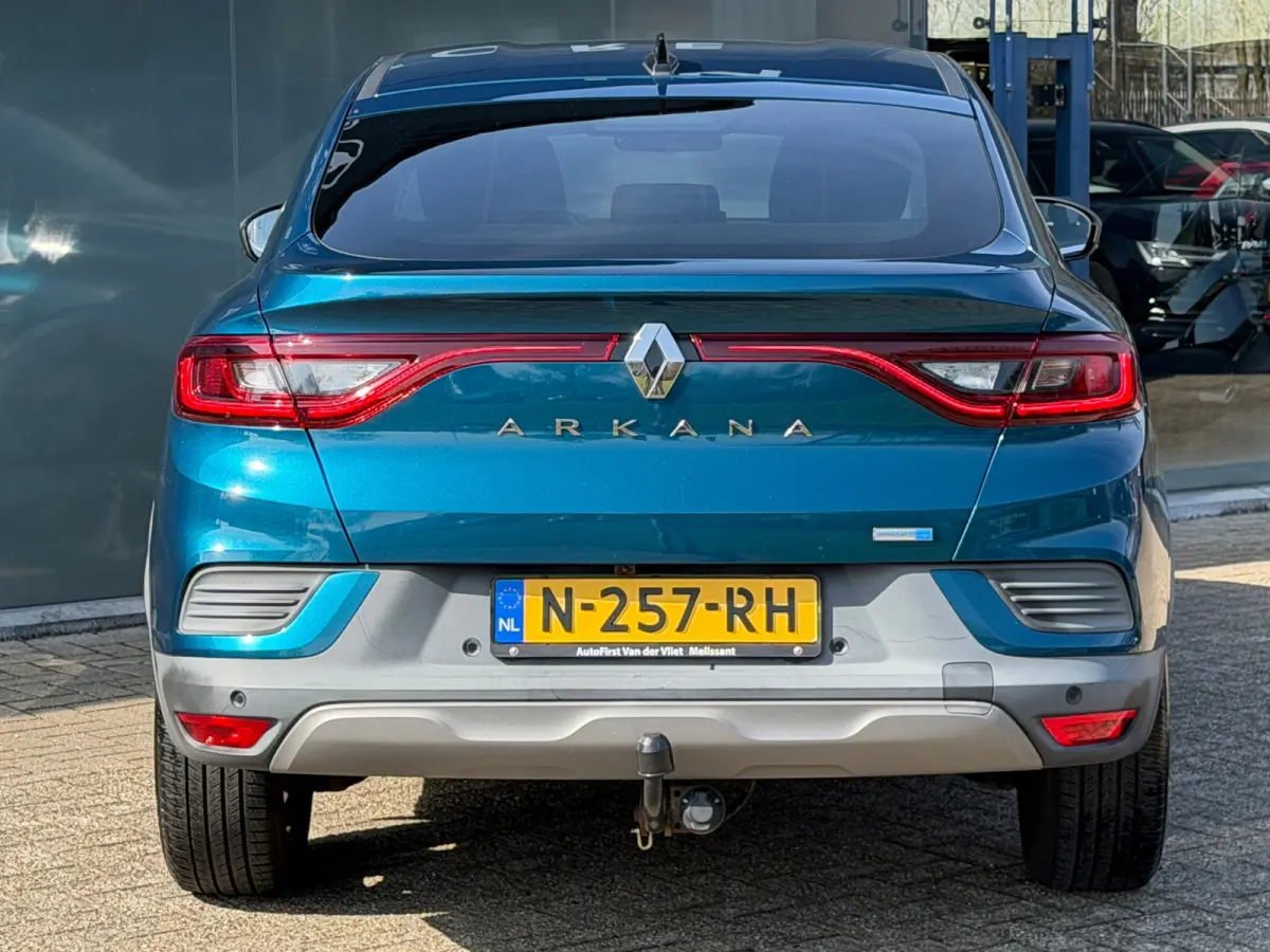 1.6 E-Tech Hybrid 145 Intens Camera, Navi 1E EIGENAAR