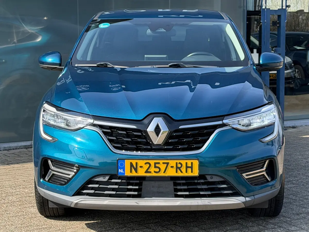 1.6 E-Tech Hybrid 145 Intens Camera, Navi 1E EIGENAAR