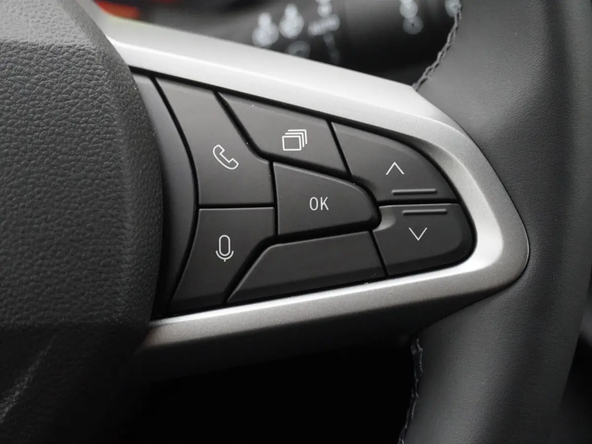 journey mild hybrid 130 | Stoel- & Stuurverw. | 360 Camera | Navigatie |