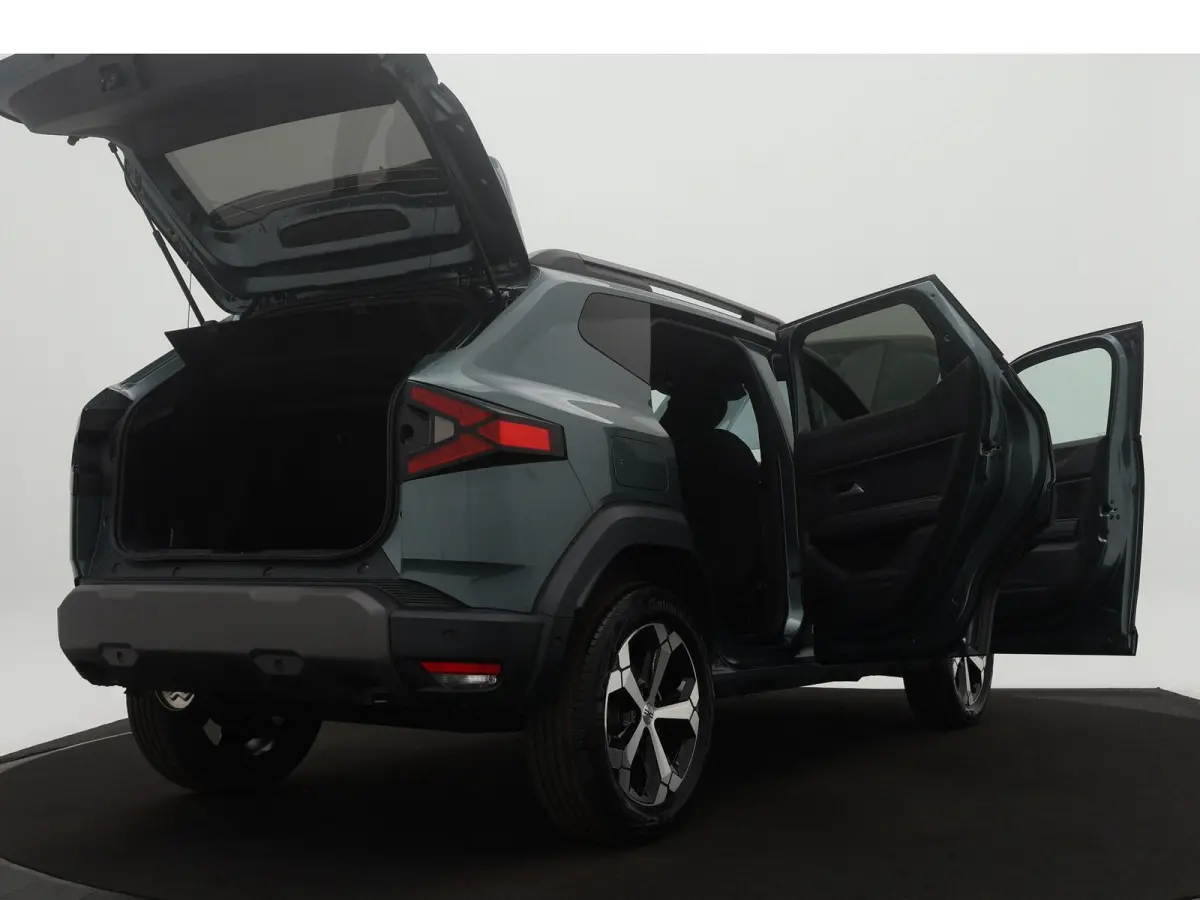 journey mild hybrid 130 | Stoel- & Stuurverw. | 360 Camera | Navigatie |