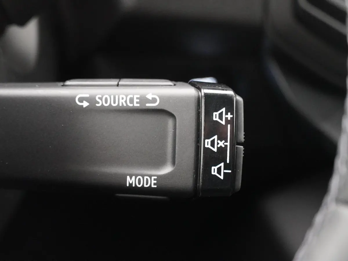 journey mild hybrid 130 | Stoel- & Stuurverw. | 360 Camera | Navigatie |