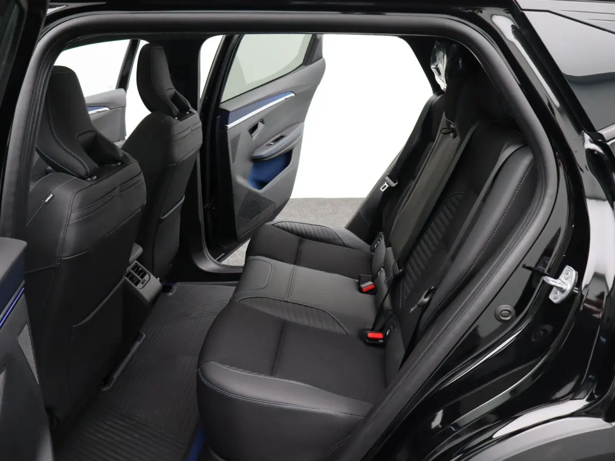 esprit Alpine 220 pk long range | Harman Kardon | Panoramadak | Pack advanced driving assist & augmented vision |