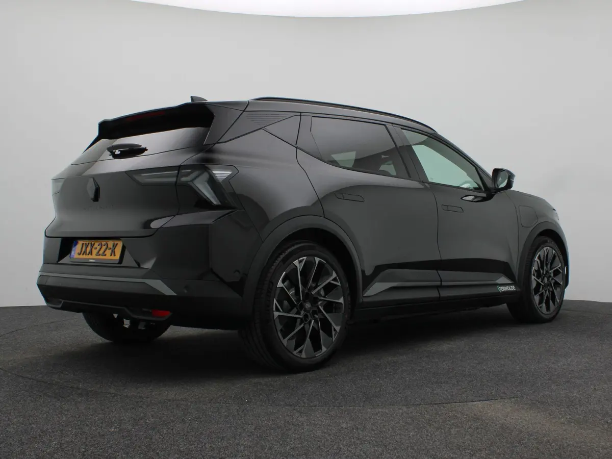 esprit Alpine 220 pk long range | Harman Kardon | Panoramadak | Pack advanced driving assist & augmented vision |