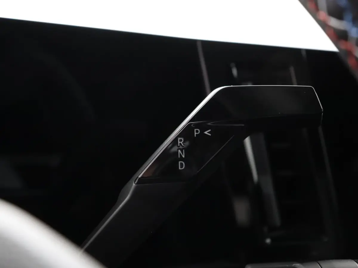 esprit Alpine 220 pk long range | Pack advanced driving assist & augmented vision |