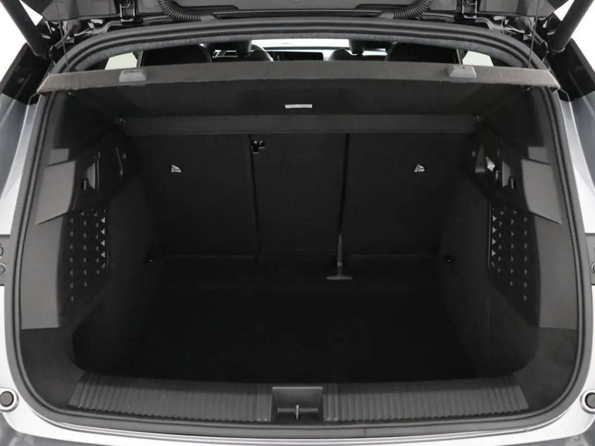 esprit Alpine 220 pk long range | Pack advanced driving assist & augmented vision |