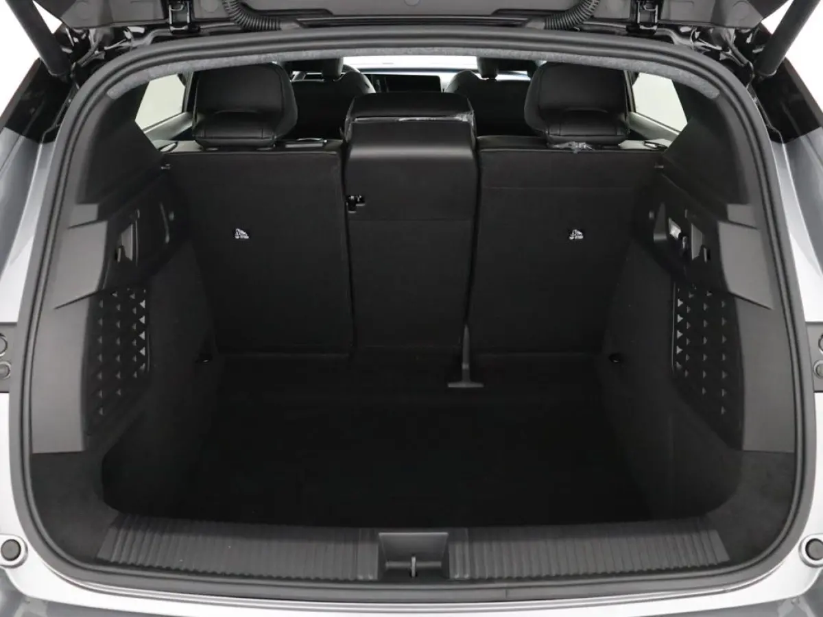 esprit Alpine 220 pk long range | Pack advanced driving assist & augmented vision |