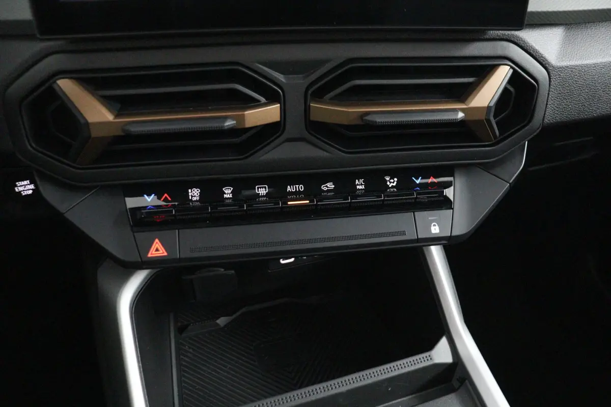 extreme hybrid 155 | Pack Winter | Pack Assist | Panoramadak | Navigatie | Stoelverwarming |