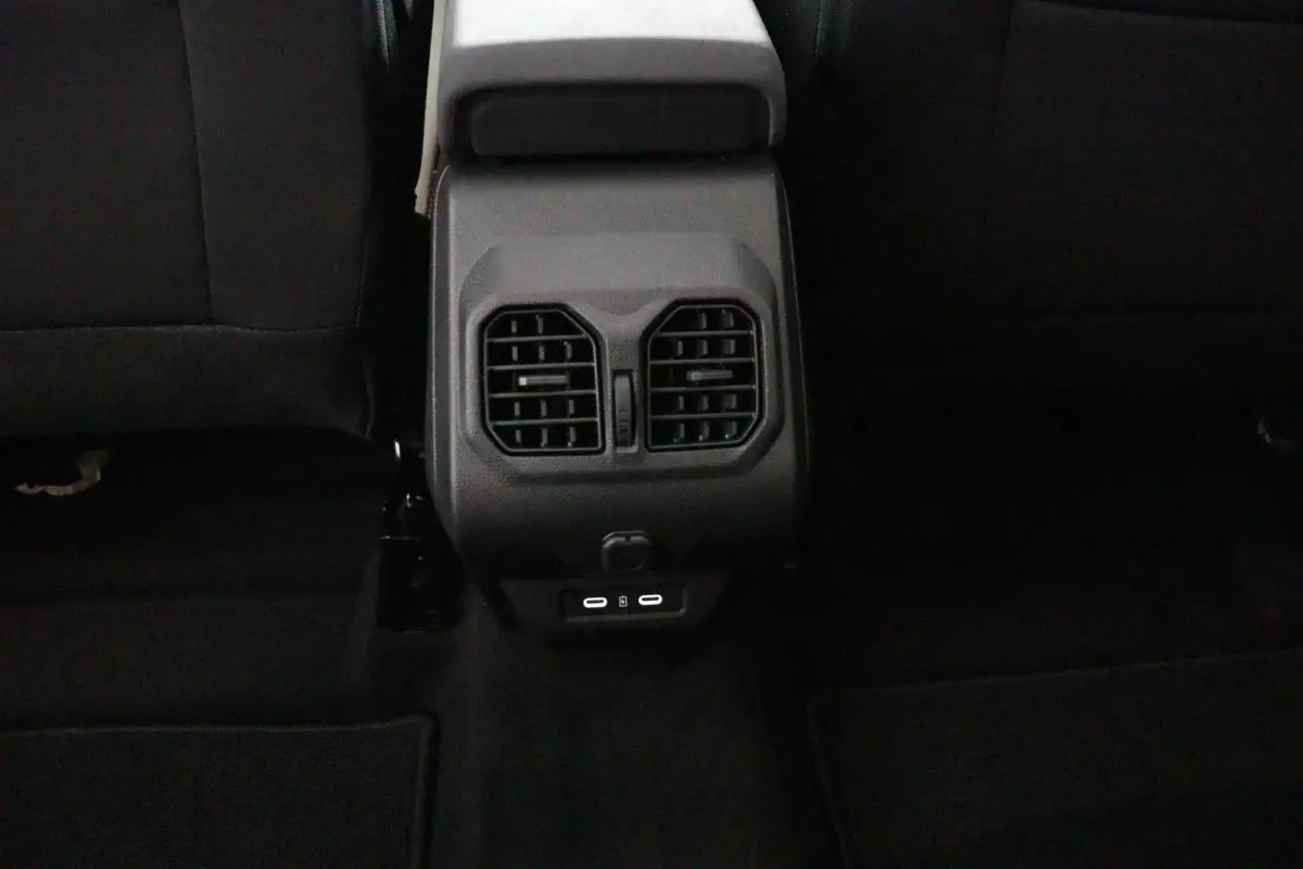 extreme hybrid 155 | Pack Winter | Pack Assist | Panoramadak | Navigatie | Stoelverwarming |