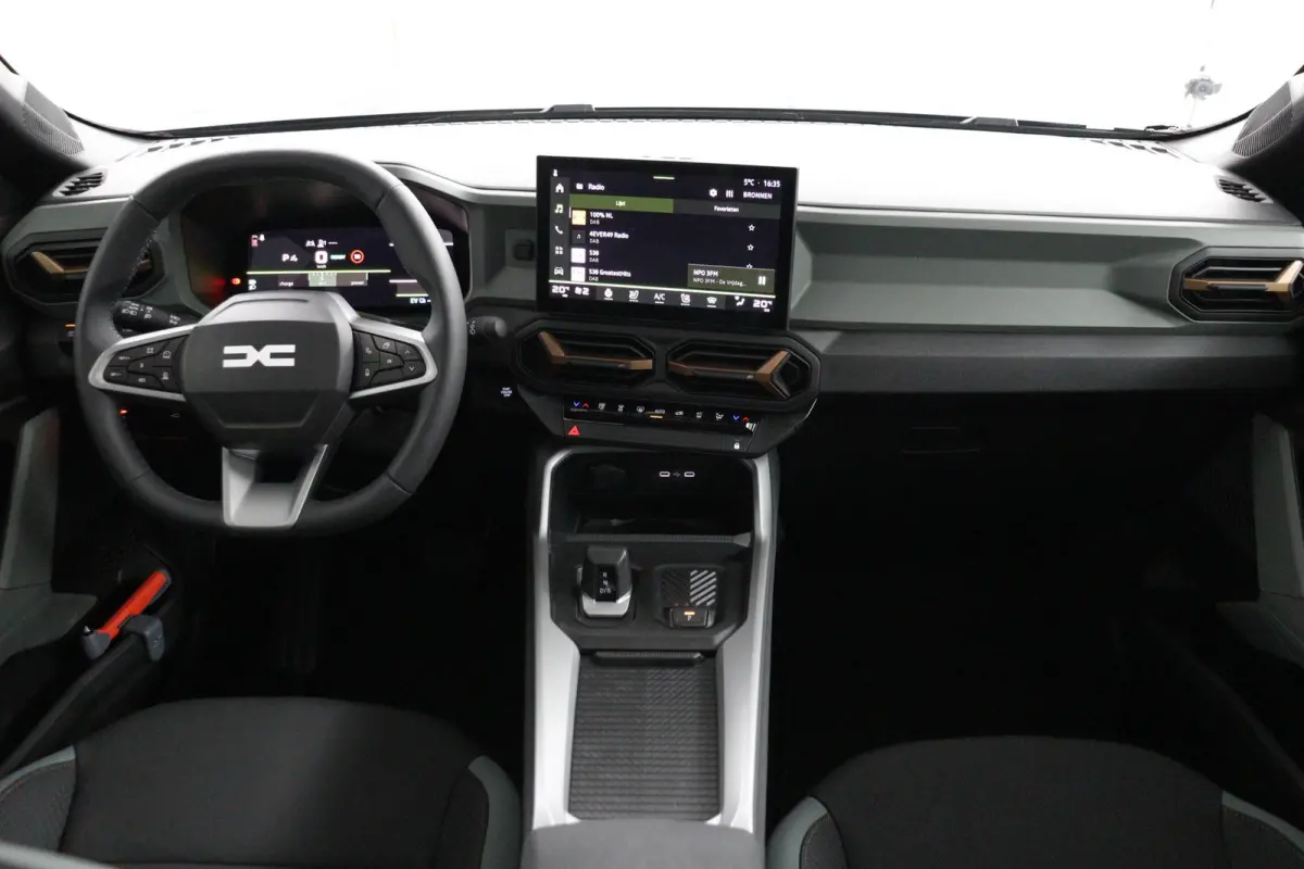 extreme hybrid 155 | Pack Winter | Pack Assist | Panoramadak | Navigatie | Stoelverwarming |
